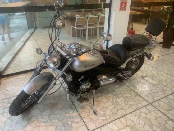 YAMAHA DRAG STAR 650 